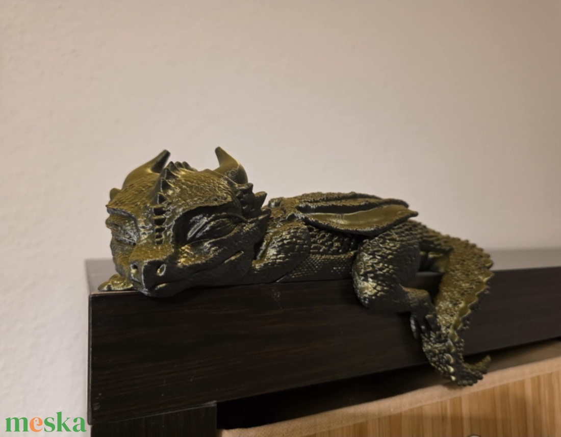 Alvó kölyök sárkány - 3D nyomtatott - művészet - makett, modell - Meska.hu