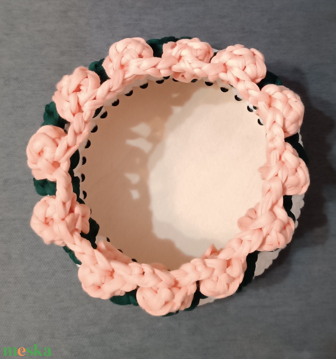 Tulipános horgolt kosár  - otthon & életmód - tárolás & rendszerezés - tárolókosár - Meska.hu