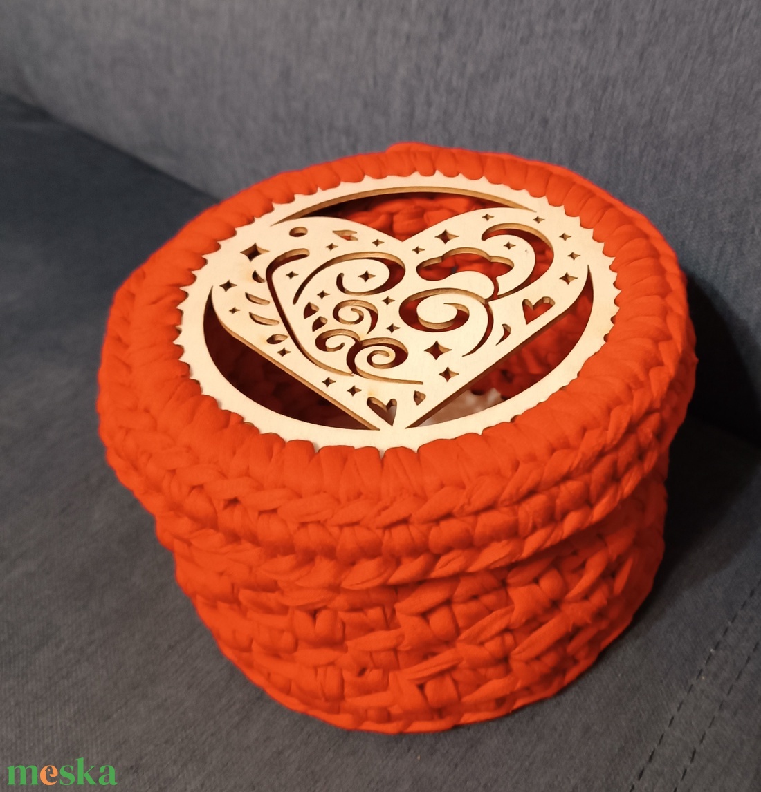 Horgolt fedeles kosár nőmapra vagy anyák napjára  - otthon & életmód - tárolás & rendszerezés - tárolókosár - Meska.hu