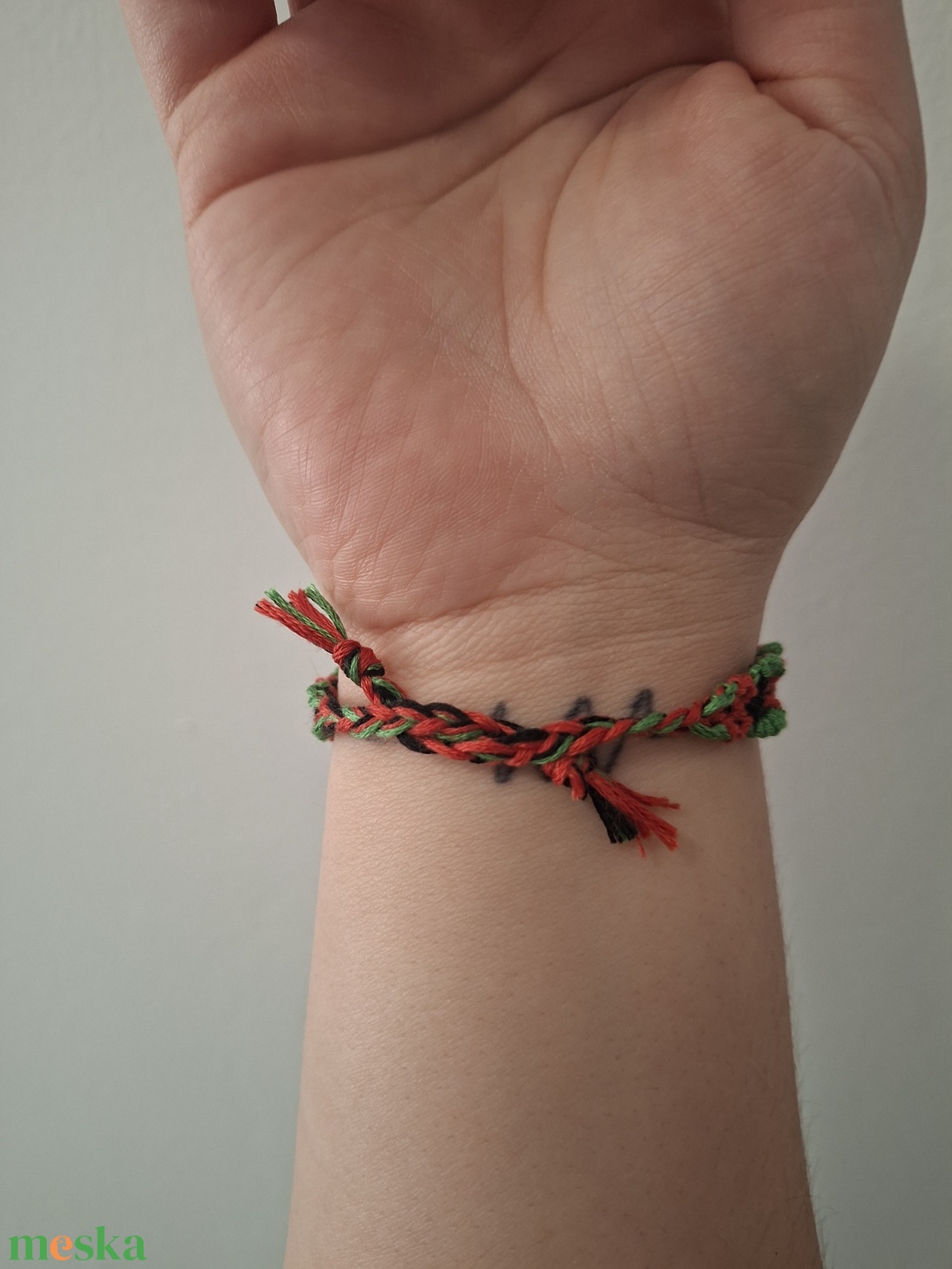 Eper mintás karkötő - ékszer - karkötő - fonott karkötő - Meska.hu