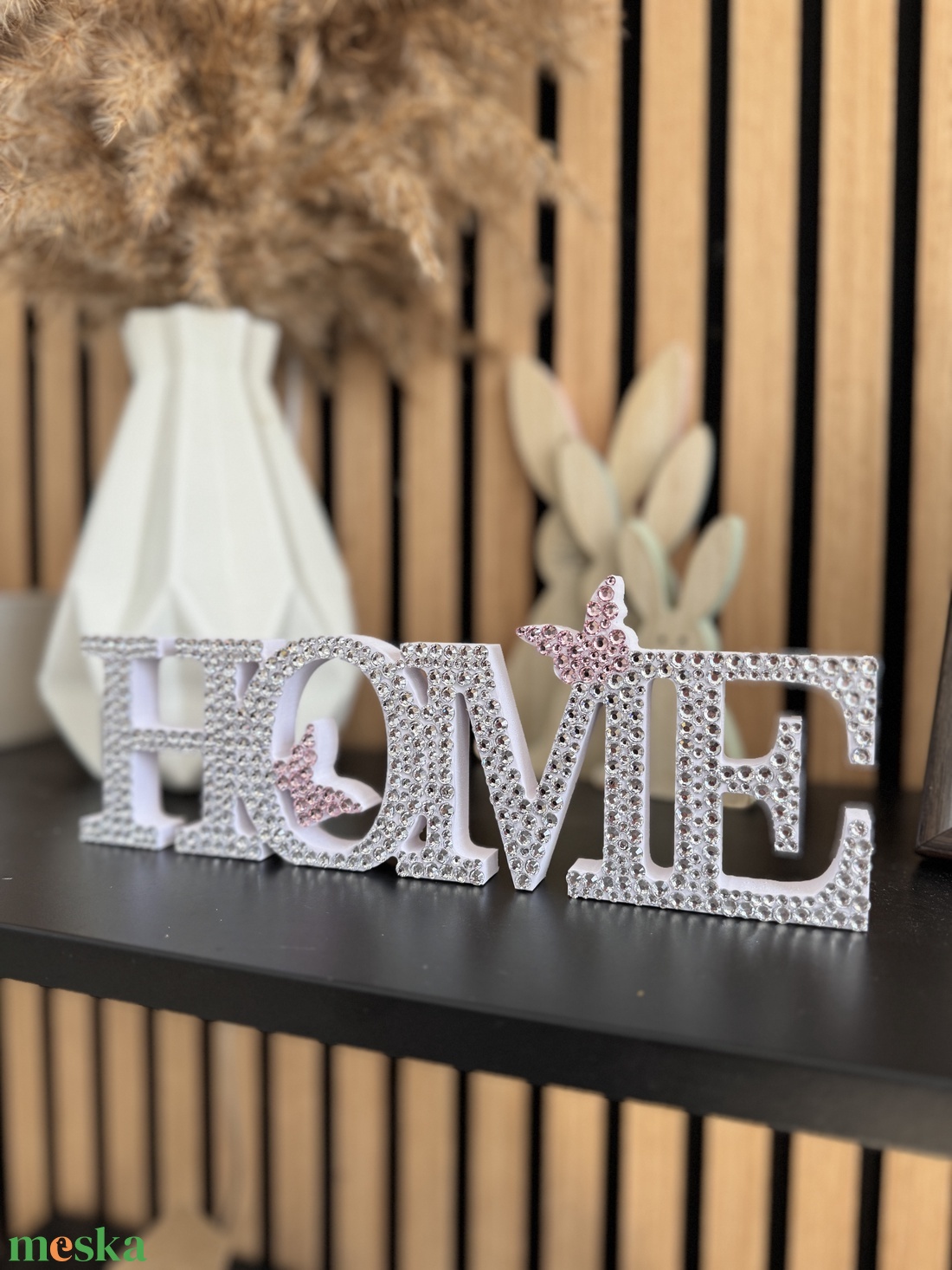 Home felirat pillangós kézzel kirakott strasszkövekkel, ezüst csillogó dekoráció - otthon & életmód - dekoráció - dísztárgy - Meska.hu Home felirat pillangós kézzel kirakott strasszkövekkel, ezüst csillogó dekoráció - otthon & életmód - dekoráció - dísztárgy - Meska.hu