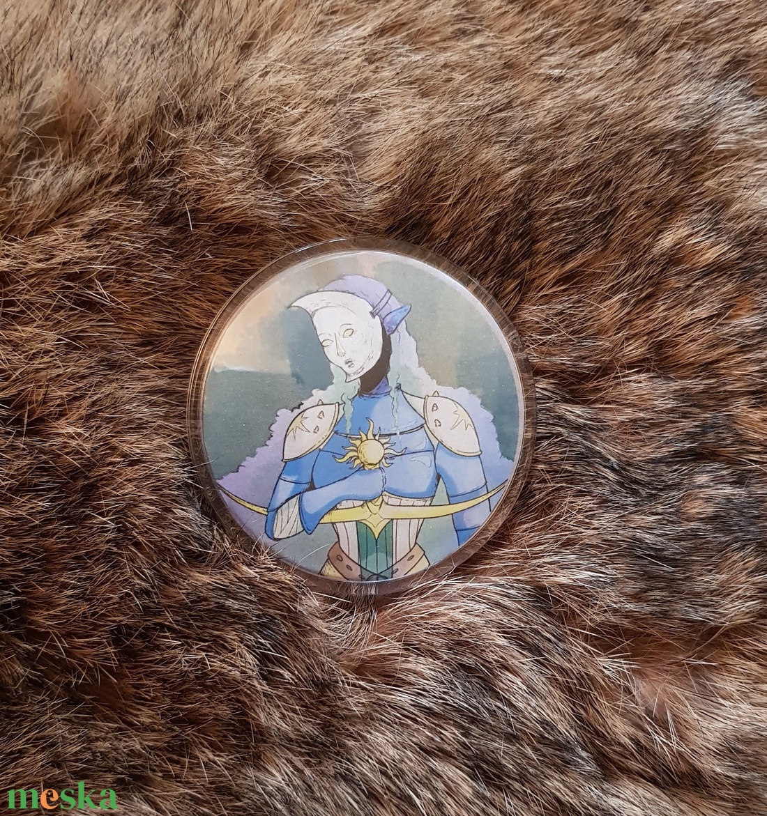 Fantasy nős kitűző  - ékszer - kitűző és bross - Meska.hu