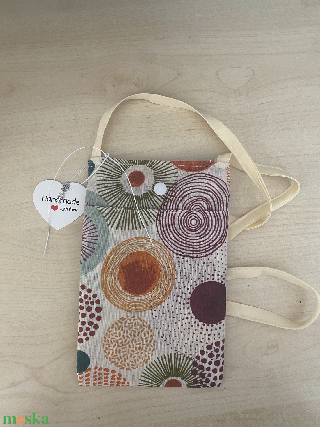 Loneta minimál válltáska - táska & tok - kézitáska & válltáska - vállon átvethető táska - Meska.hu