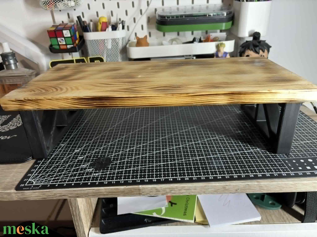 Monitortartó/asztalrendszerező 3D nyomtatott talpakkal - otthon & életmód - tárolás & rendszerezés - íróasztali tároló - Meska.hu