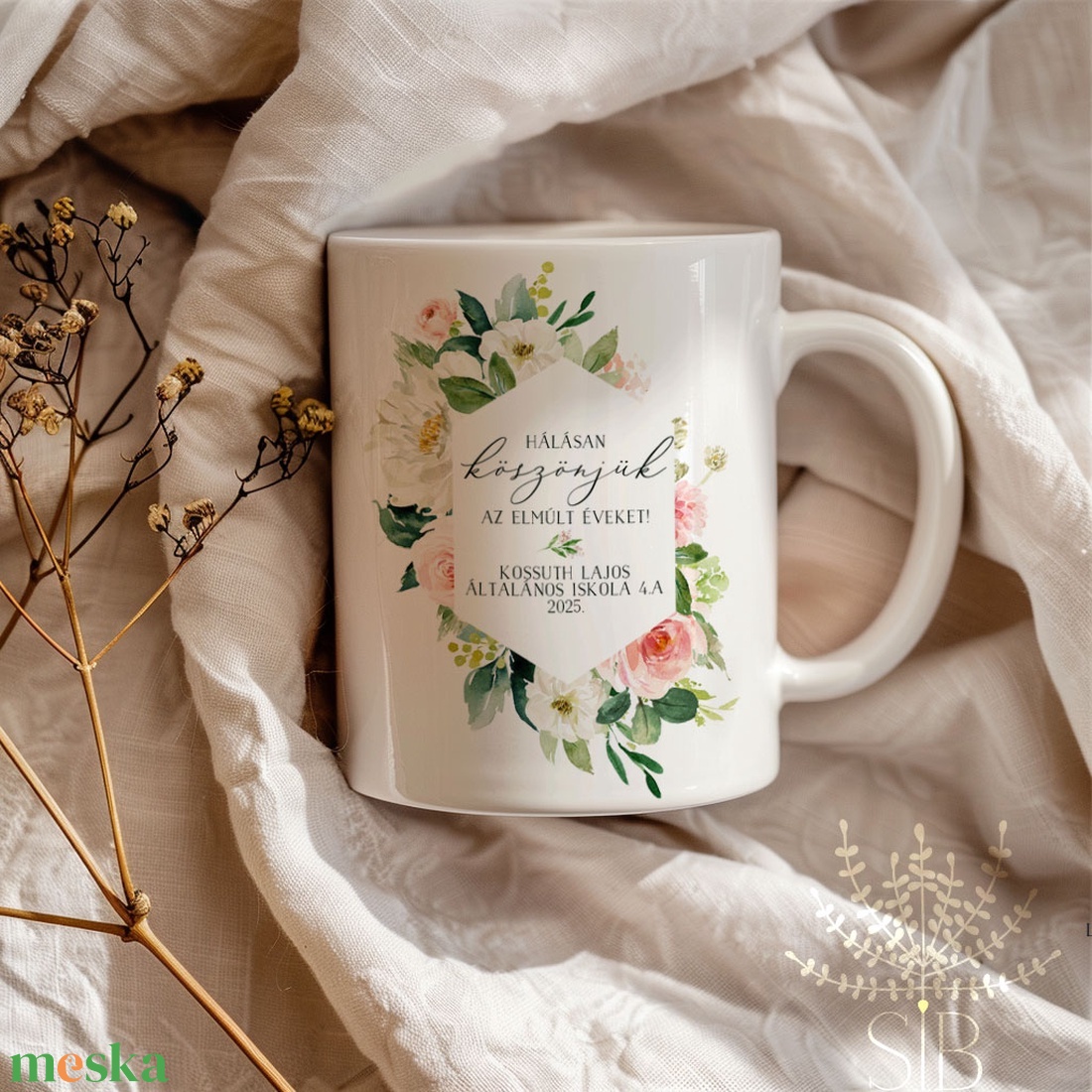 Ballagási bögre festett virágokkal, Egyedi grafikás idézetes csoportajándék óvónőnek, dadusnak, tanítónak, pedagógusnak - otthon & életmód - konyhafelszerelés, tálalás - tálalás - bögre & csésze - Meska.hu