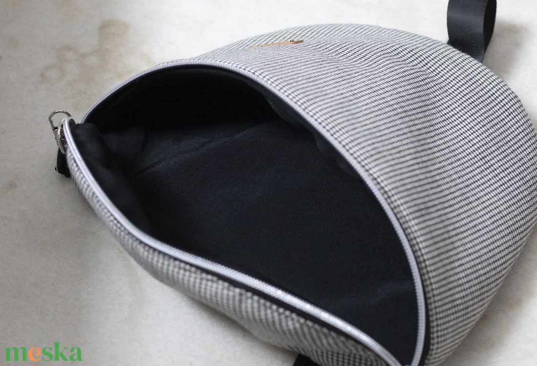 Pepita mintás testtáska - táska & tok - variálható táska - Meska.hu