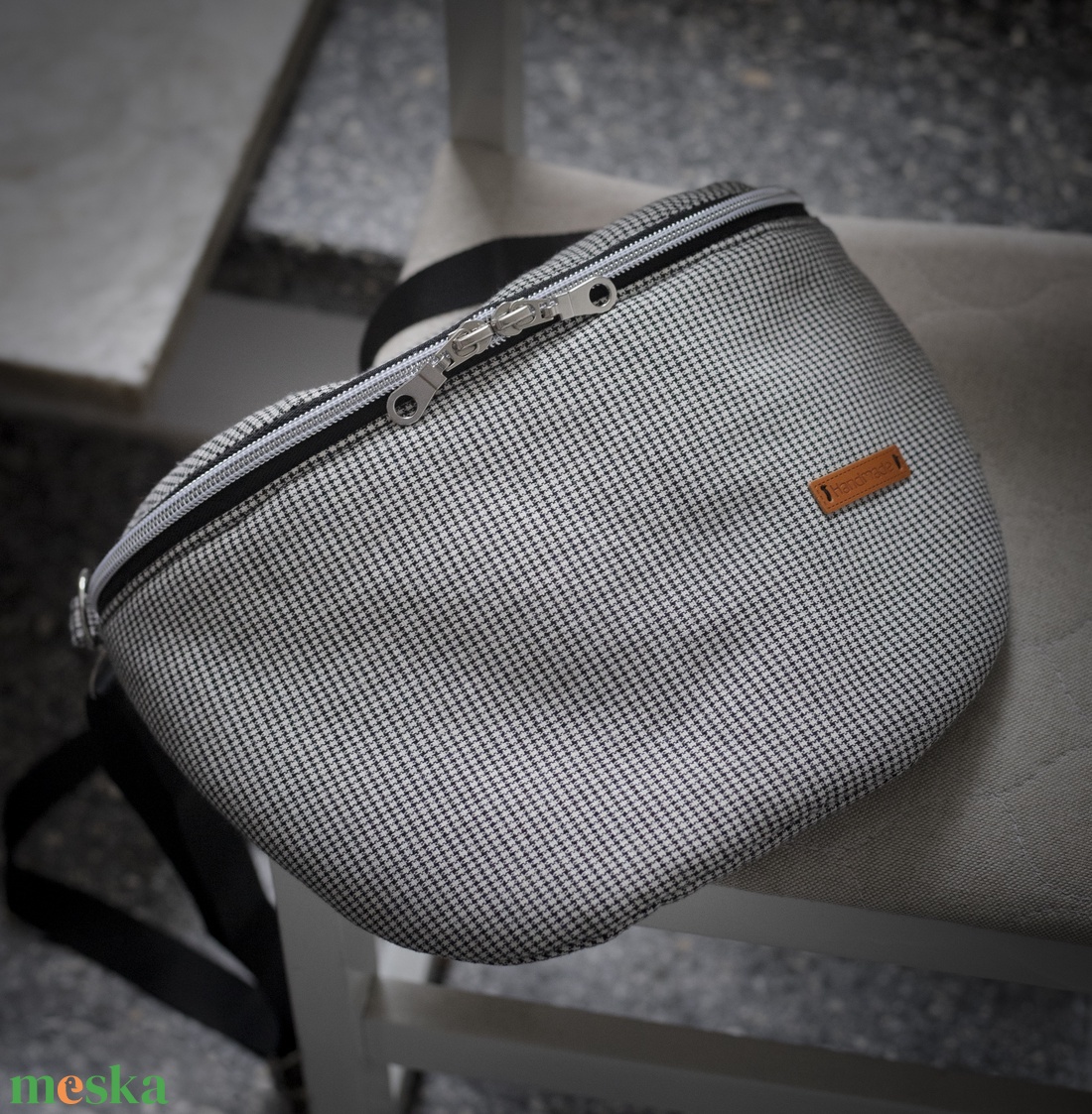 Pepita mintás testtáska - táska & tok - variálható táska - Meska.hu