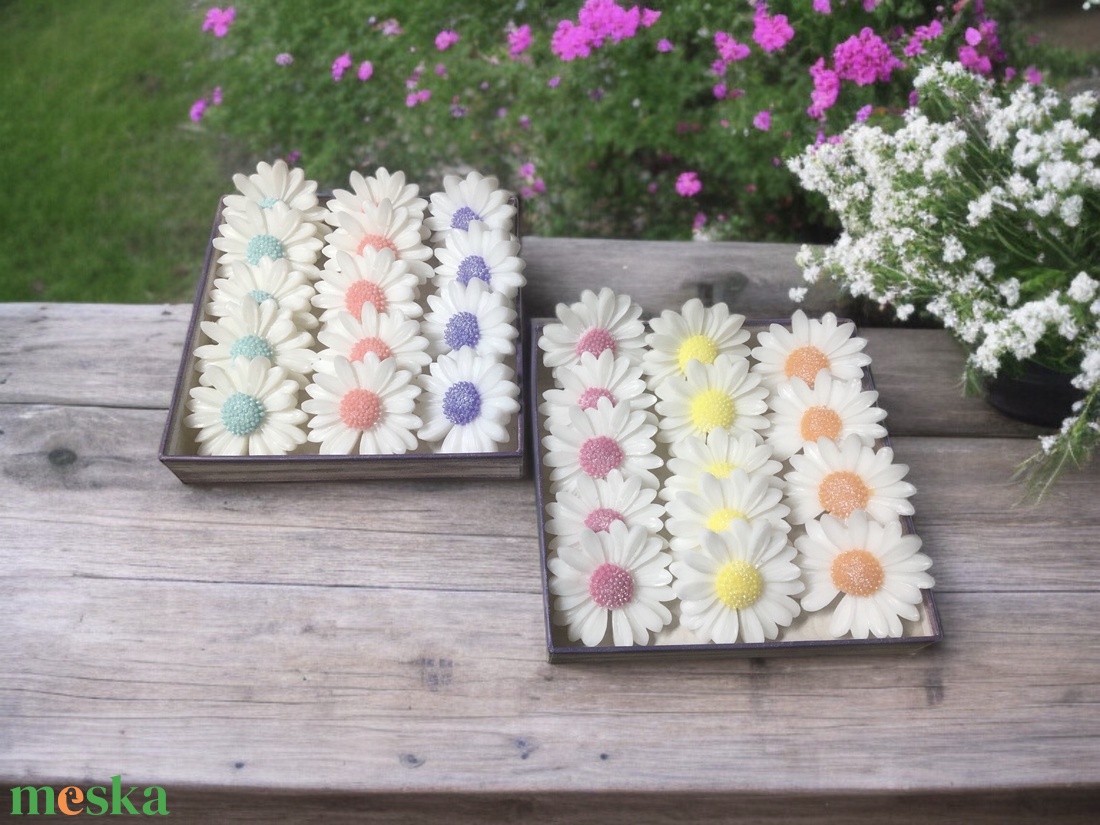 Mini margaréta szappanok - szépségápolás - szappan & fürdés - kézműves szappan - Meska.hu Mini margaréta szappanok - szépségápolás - szappan & fürdés - kézműves szappan - Meska.hu