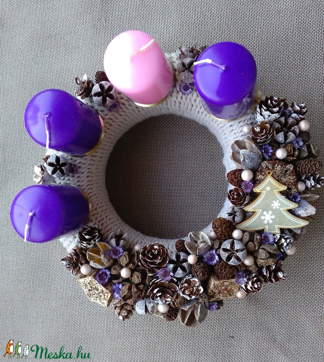 Adventi koszorú, lila-rózsaszín gyertyával -  - Meska.hu