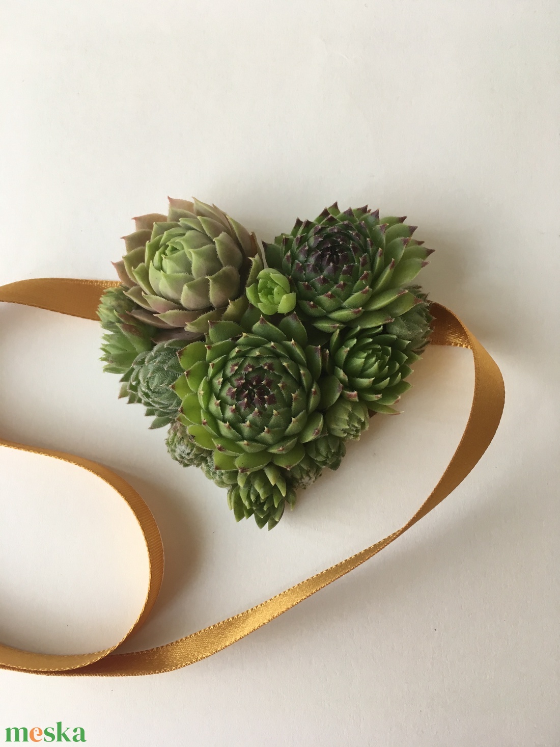 Kövirózsa szív-ajándékcsomagoláshoz - otthon & életmód - papír, írószer - ajándékozás kellékei - ajándékkísérő - Meska.hu