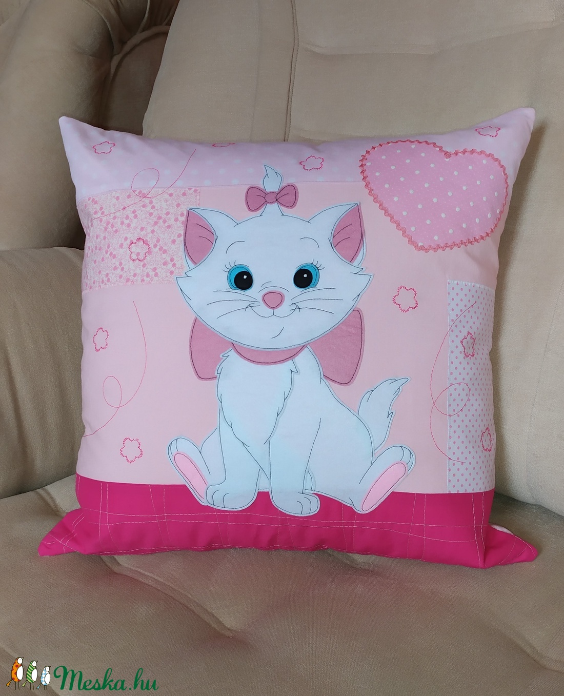 Cicás párna 45 cm x 45 cm - otthon & életmód - lakástextil - párna & párnahuzat - Meska.hu Cicás párna 45 cm x 45 cm - otthon & életmód - lakástextil - párna & párnahuzat - Meska.hu
