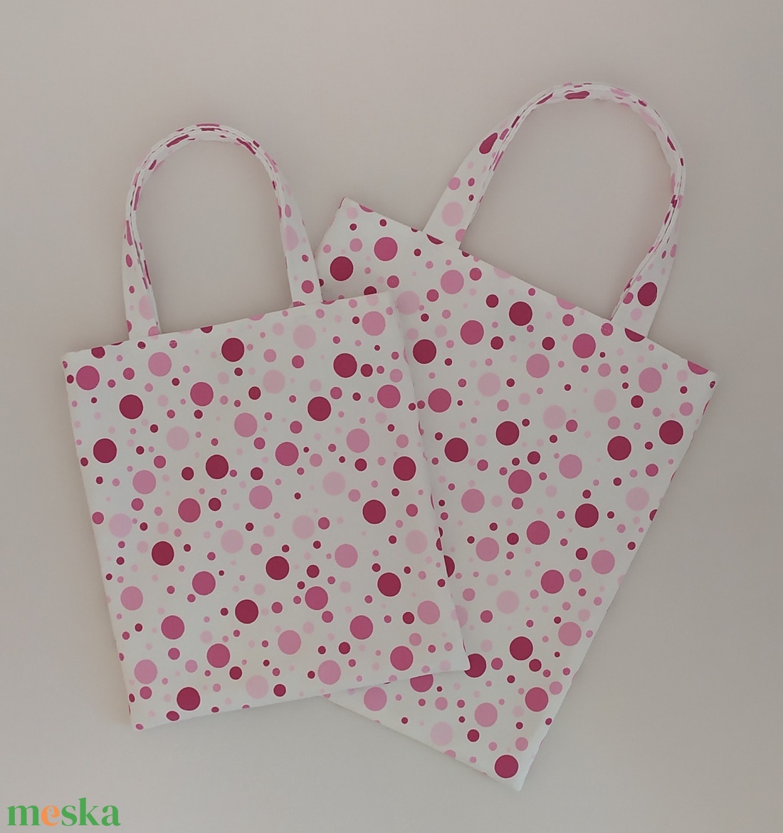 KÉSZLETEN! Anya-lánya - Bevásárló táska - pöttyös - táska & tok - bevásárlás & shopper táska - shopper, textiltáska, szatyor - Meska.hu KÉSZLETEN! Anya-lánya - Bevásárló táska - pöttyös - táska & tok - bevásárlás & shopper táska - shopper, textiltáska, szatyor - Meska.hu