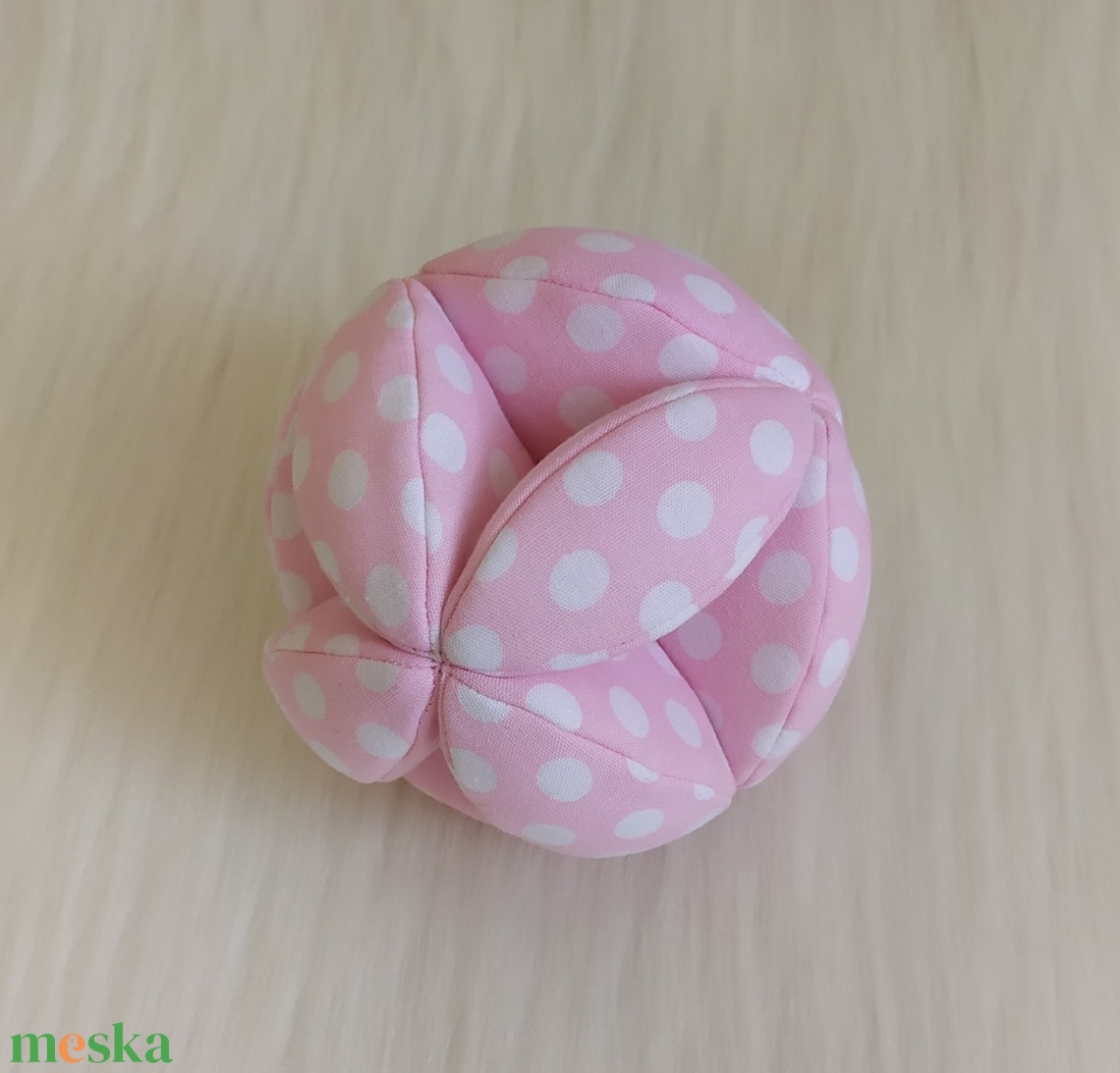 Pöttyös babalabda (12 cm átmérőjű) - játék & sport - 3 éves kor alattiaknak - babalabda - Meska.hu Pöttyös babalabda (12 cm átmérőjű) - játék & sport - 3 éves kor alattiaknak - babalabda - Meska.hu