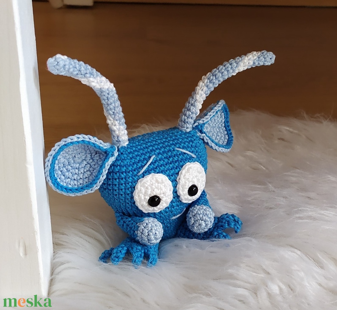 Bluu szörnyi... - játék & sport - plüssállat & játékfigura - más figura - Meska.hu Bluu szörnyi... - játék & sport - plüssállat & játékfigura - más figura - Meska.hu