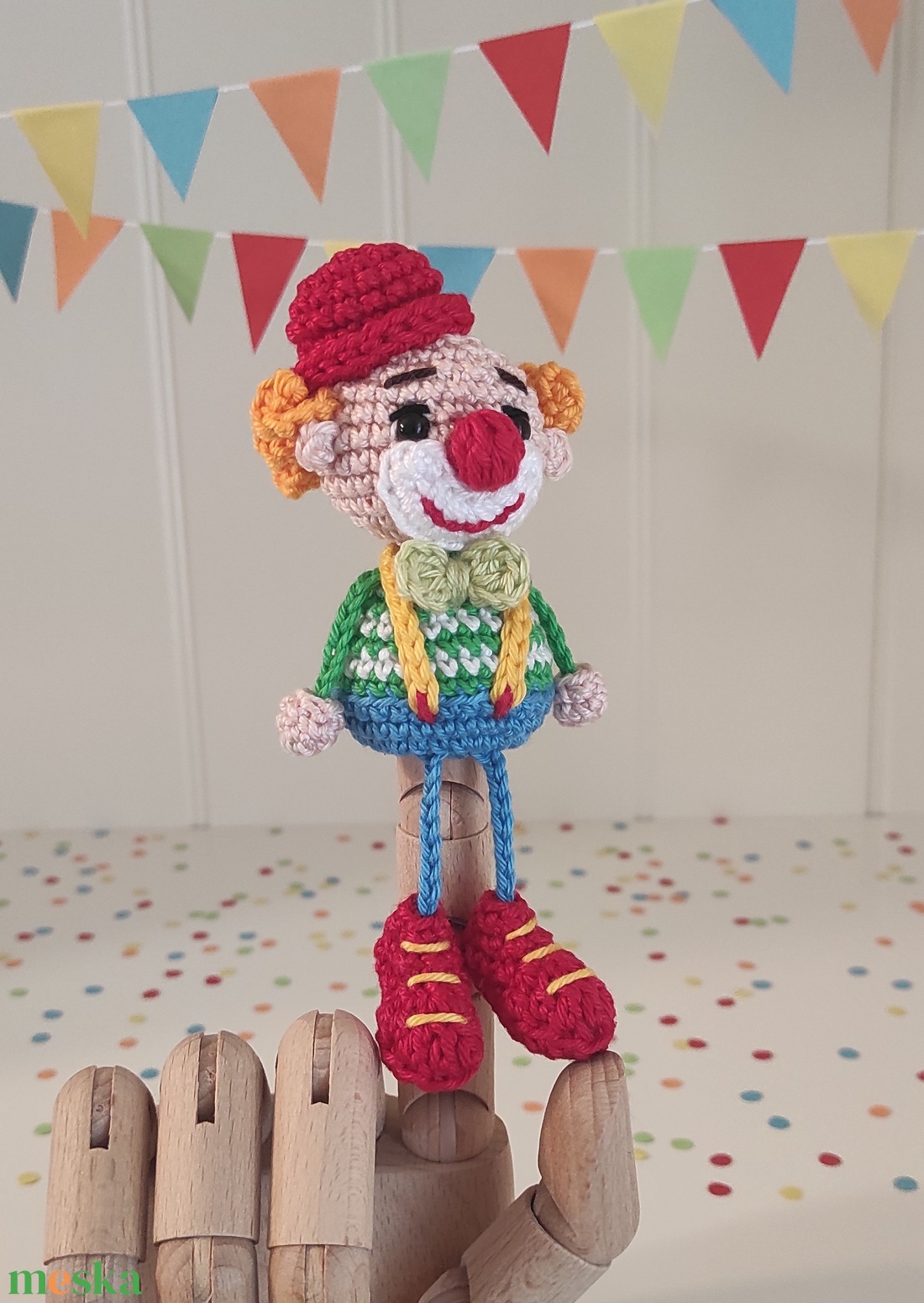Késztermék! Amigurumi Frici a bohóc ujjbáb - játék & sport - bábok - ujjbáb - Meska.hu Késztermék! Amigurumi Frici a bohóc ujjbáb - játék & sport - bábok - ujjbáb - Meska.hu