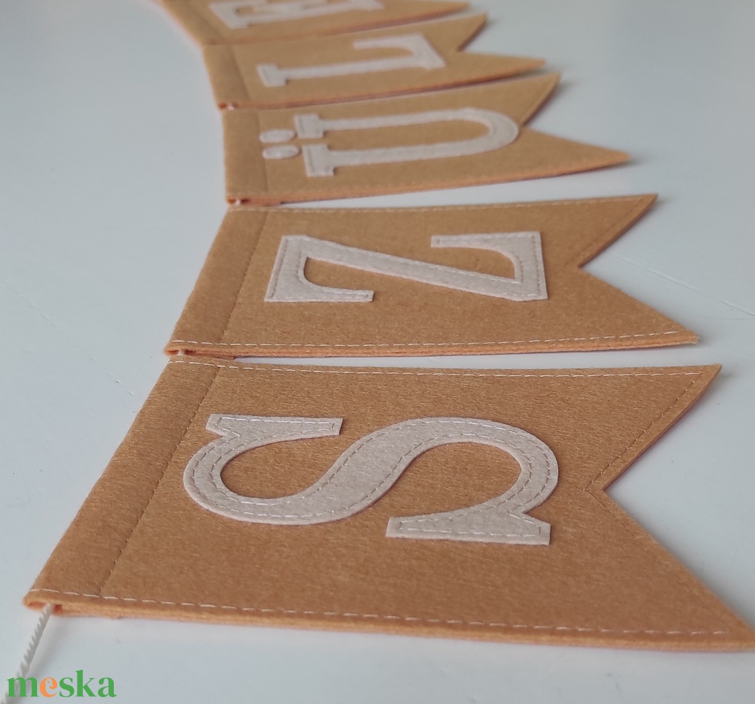 BOLDOG SZÜLETÉSNAPOT - zászlófüzér - otthon & életmód - dekoráció - fali és függő dekoráció - falra akasztható dekor - Meska.hu