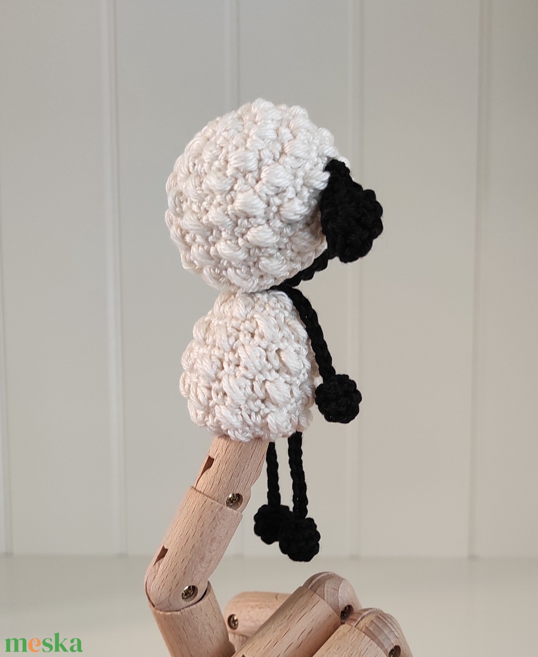 Késztermék! Amigurumi ujjbáb - Fekete bárány - játék & sport - bábok - ujjbáb - Meska.hu Késztermék! Amigurumi ujjbáb - Fekete bárány - játék & sport - bábok - ujjbáb - Meska.hu