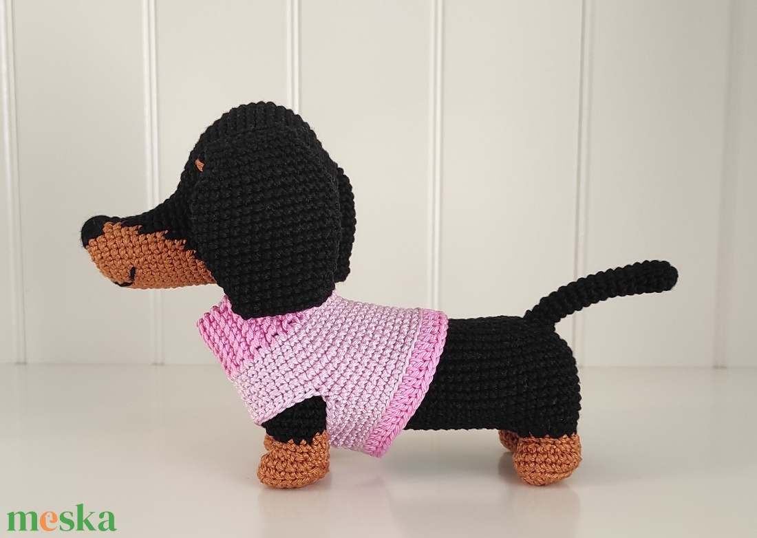 KÉSZLETEN!  Tacsi rózsaszín pulcsiban... - játék & sport - plüssállat & játékfigura - kutya - Meska.hu