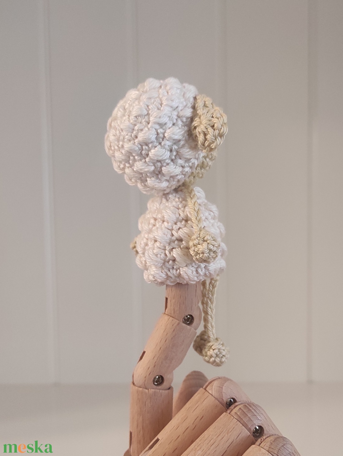 KÉSZLETEN!  Késztermék! Amigurumi ujjbáb - Pille a bárány - játék & sport - bábok - ujjbáb - Meska.hu