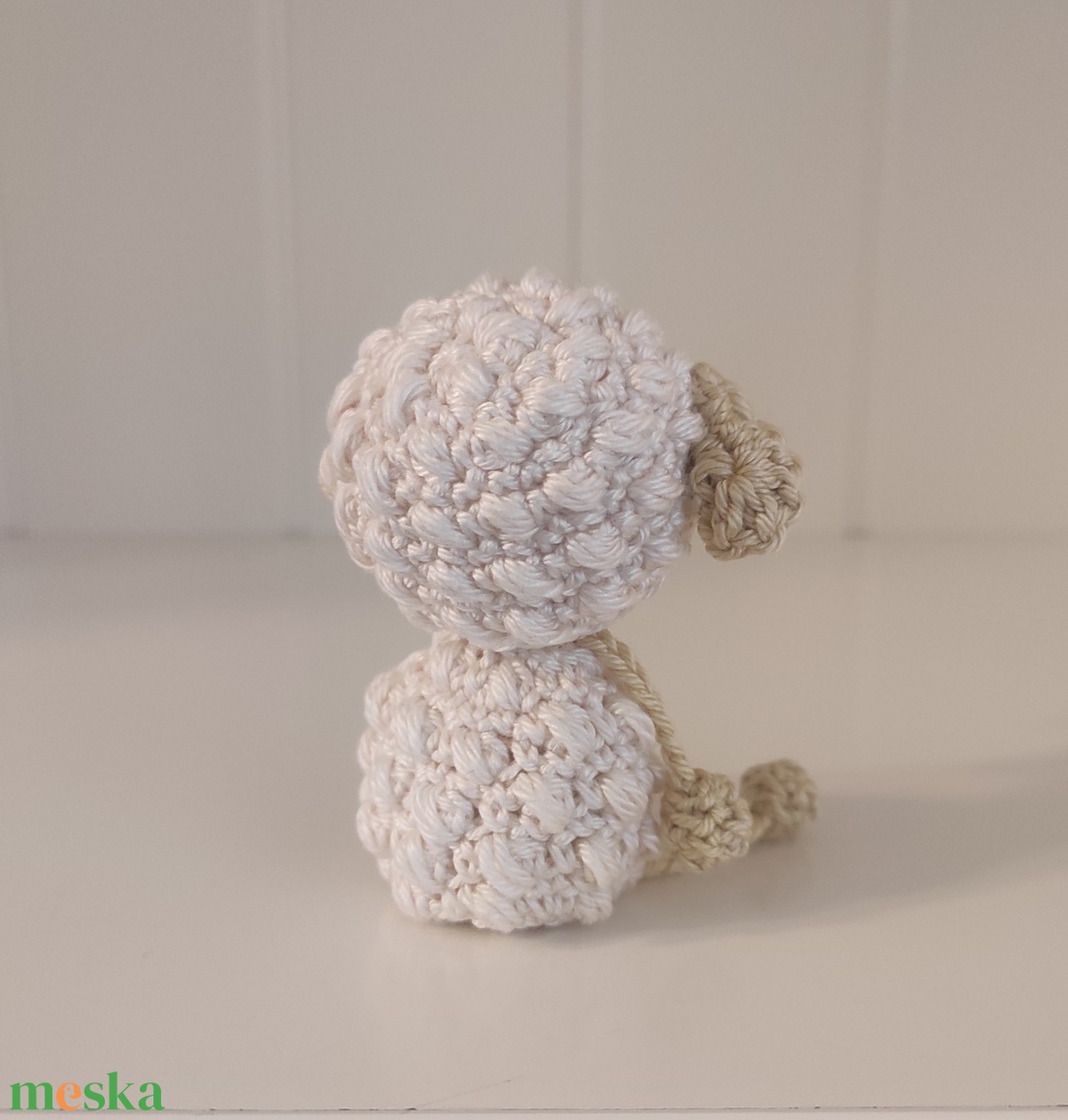 KÉSZLETEN!  Késztermék! Amigurumi ujjbáb - Pille a bárány - játék & sport - bábok - ujjbáb - Meska.hu