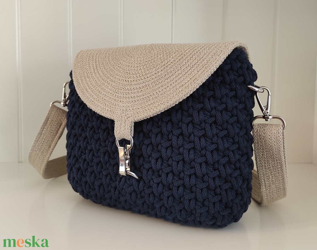 Horgolt táska... - táska & tok - kézitáska & válltáska - vállon átvethető táska - Meska.hu