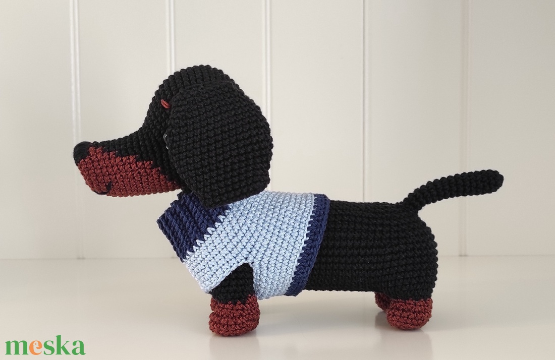 KÉSZLETEN!  Tacsi kék pulcsiban... - játék & sport - plüssállat & játékfigura - kutya - Meska.hu