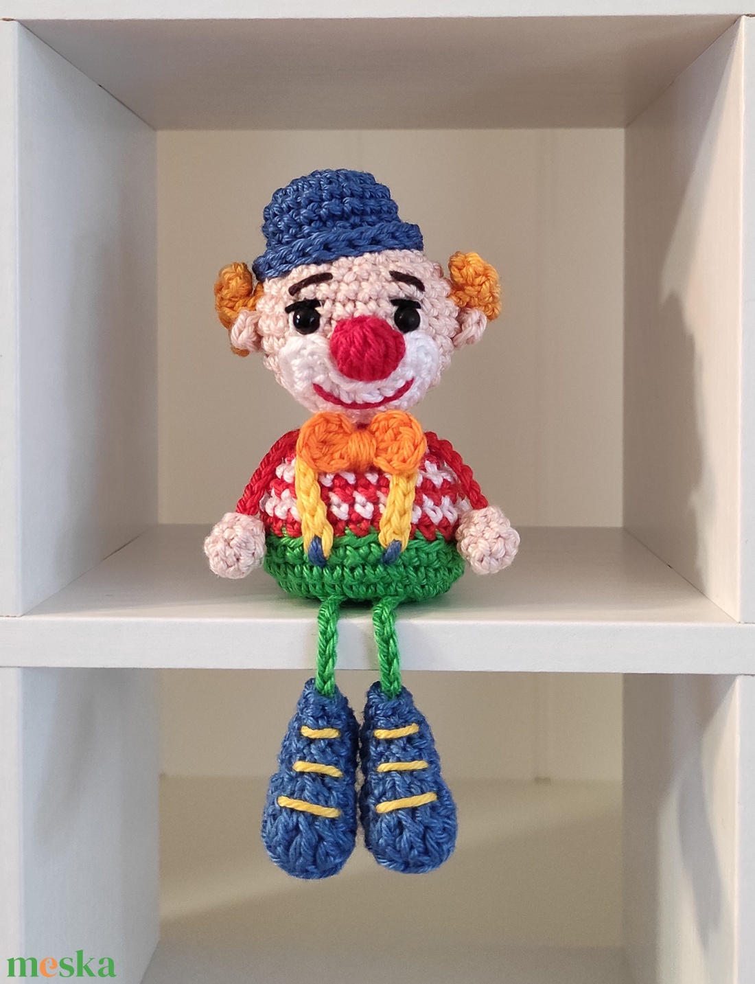 KÉSZLETEN!  Késztermék! Amigurumi bohóc ujjbáb - játék & sport - bábok - ujjbáb - Meska.hu