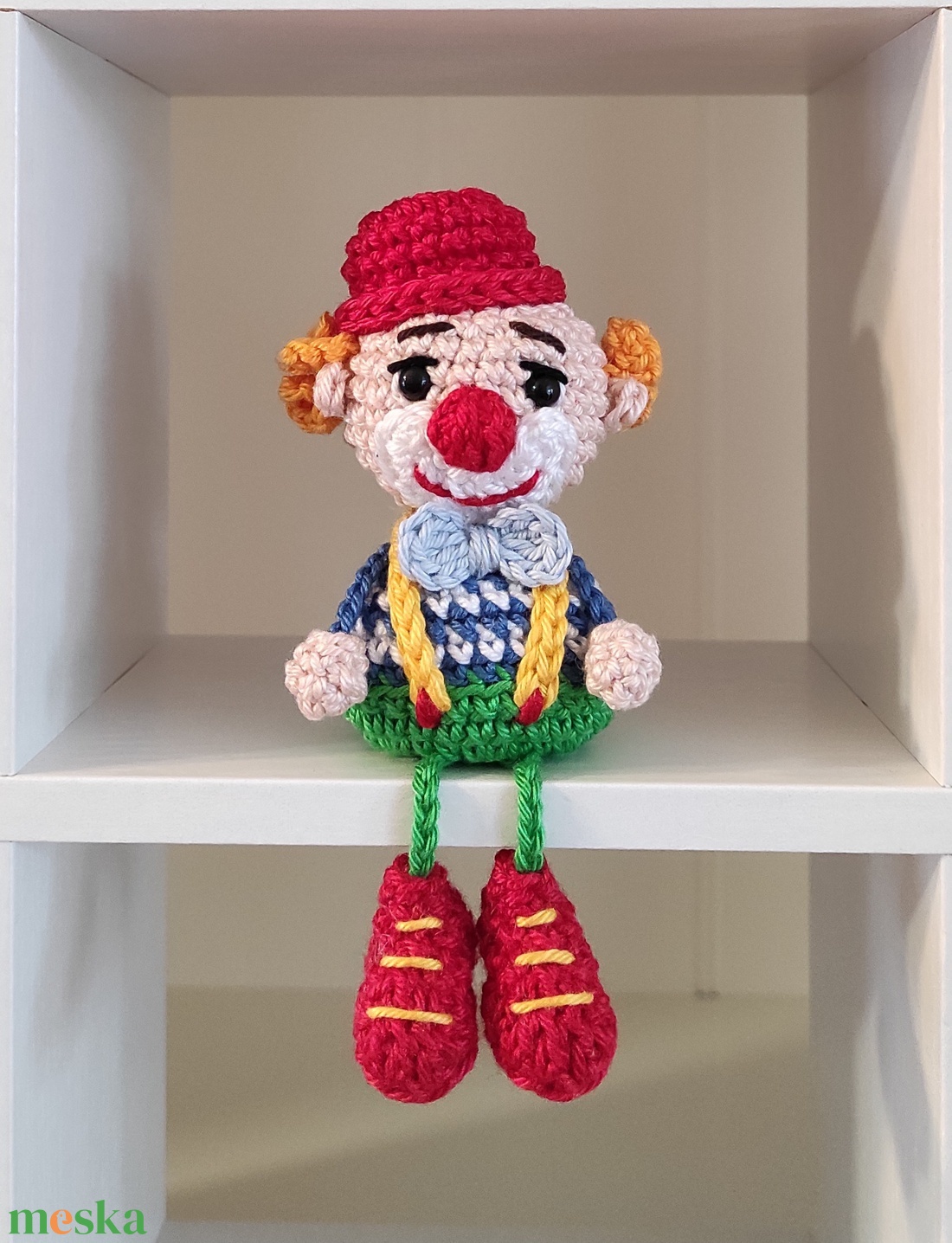 KÉSZLETEN!  Késztermék! Amigurumi bohóc ujjbáb - játék & sport - bábok - ujjbáb - Meska.hu