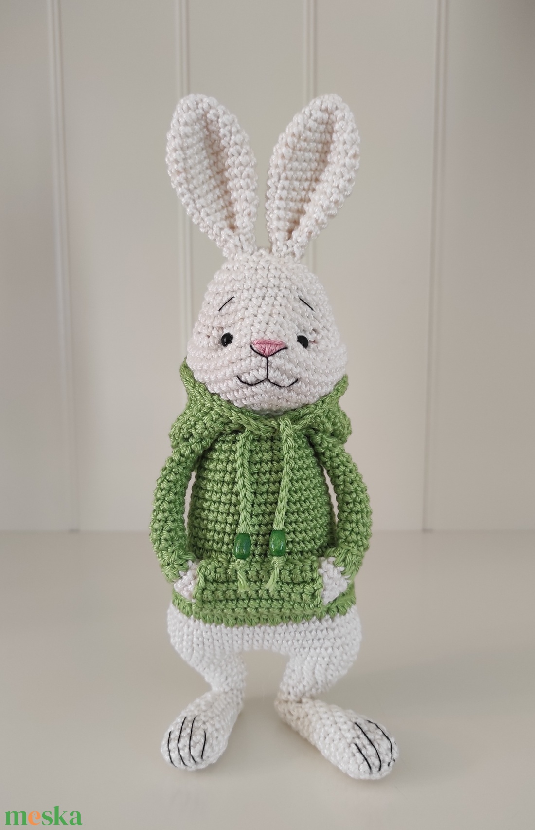 Nyuszi kapucnis pulcsiban... - játék & sport - plüssállat & játékfigura - nyuszi - Meska.hu