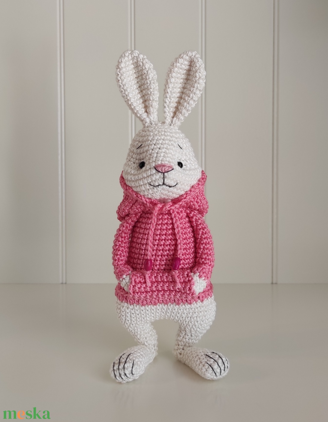 Nyuszi kapucnis pulcsiban... - játék & sport - plüssállat & játékfigura - nyuszi - Meska.hu