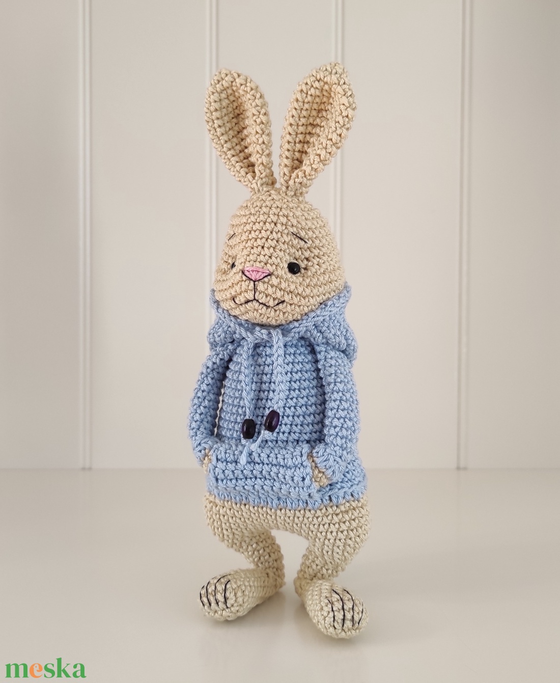 Nyuszi kapucnis pulcsiban... - játék & sport - plüssállat & játékfigura - nyuszi - Meska.hu