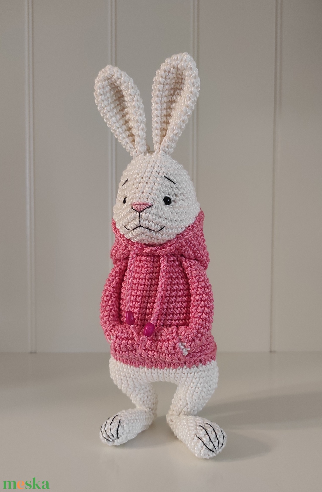 KÉSZLETEN!  Nyuszi kapucnis pulcsiban... - játék & sport - plüssállat & játékfigura - nyuszi - Meska.hu