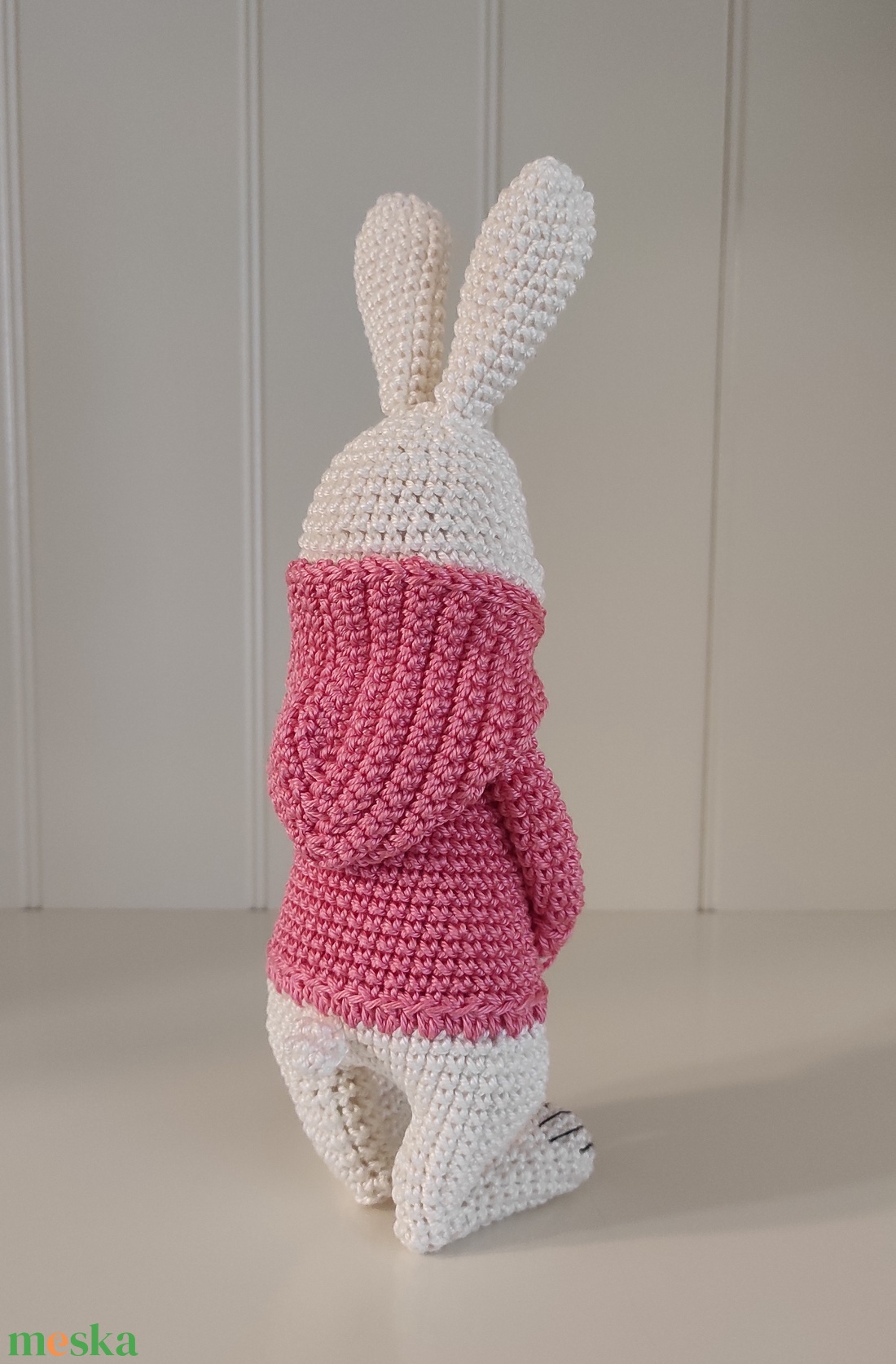 KÉSZLETEN!  Nyuszi kapucnis pulcsiban... - játék & sport - plüssállat & játékfigura - nyuszi - Meska.hu