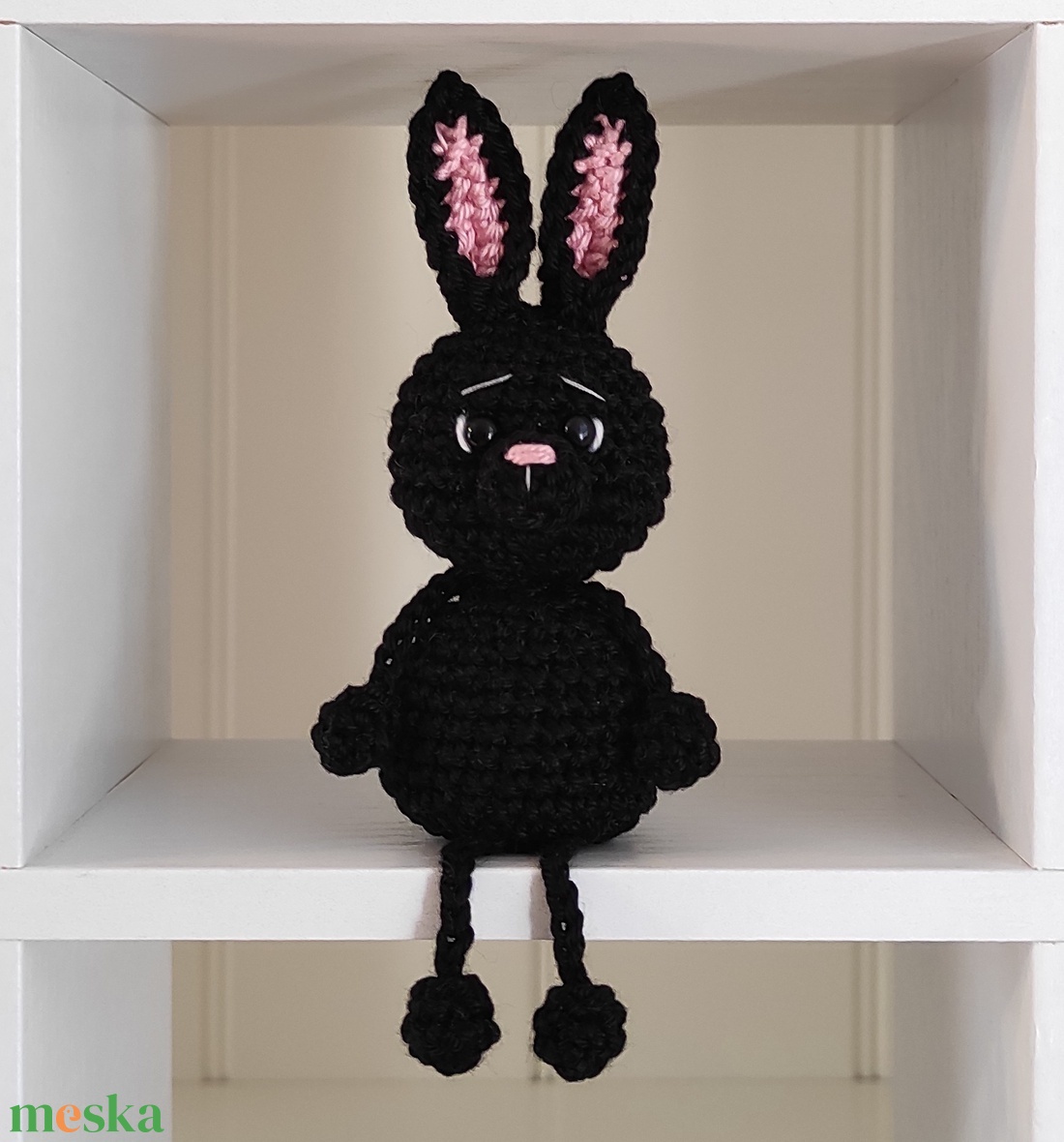 KÉSZLETEN!  Késztermék! Amigurumi ujjbáb - Nyuszi - játék & sport - bábok - ujjbáb - Meska.hu