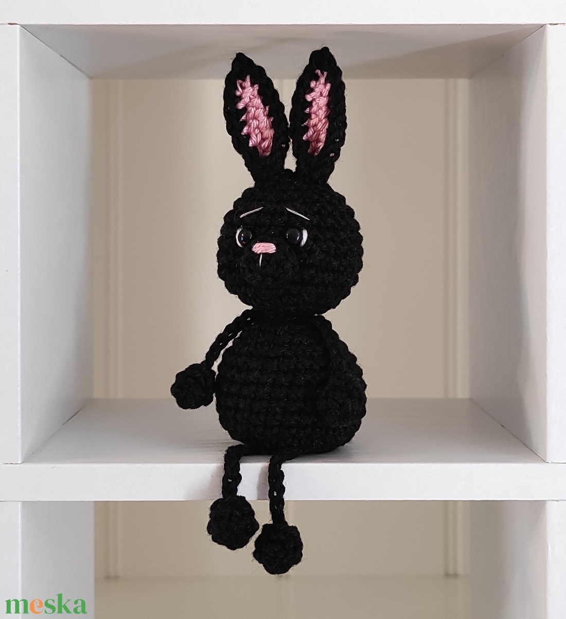 KÉSZLETEN!  Késztermék! Amigurumi ujjbáb - Nyuszi - játék & sport - bábok - ujjbáb - Meska.hu