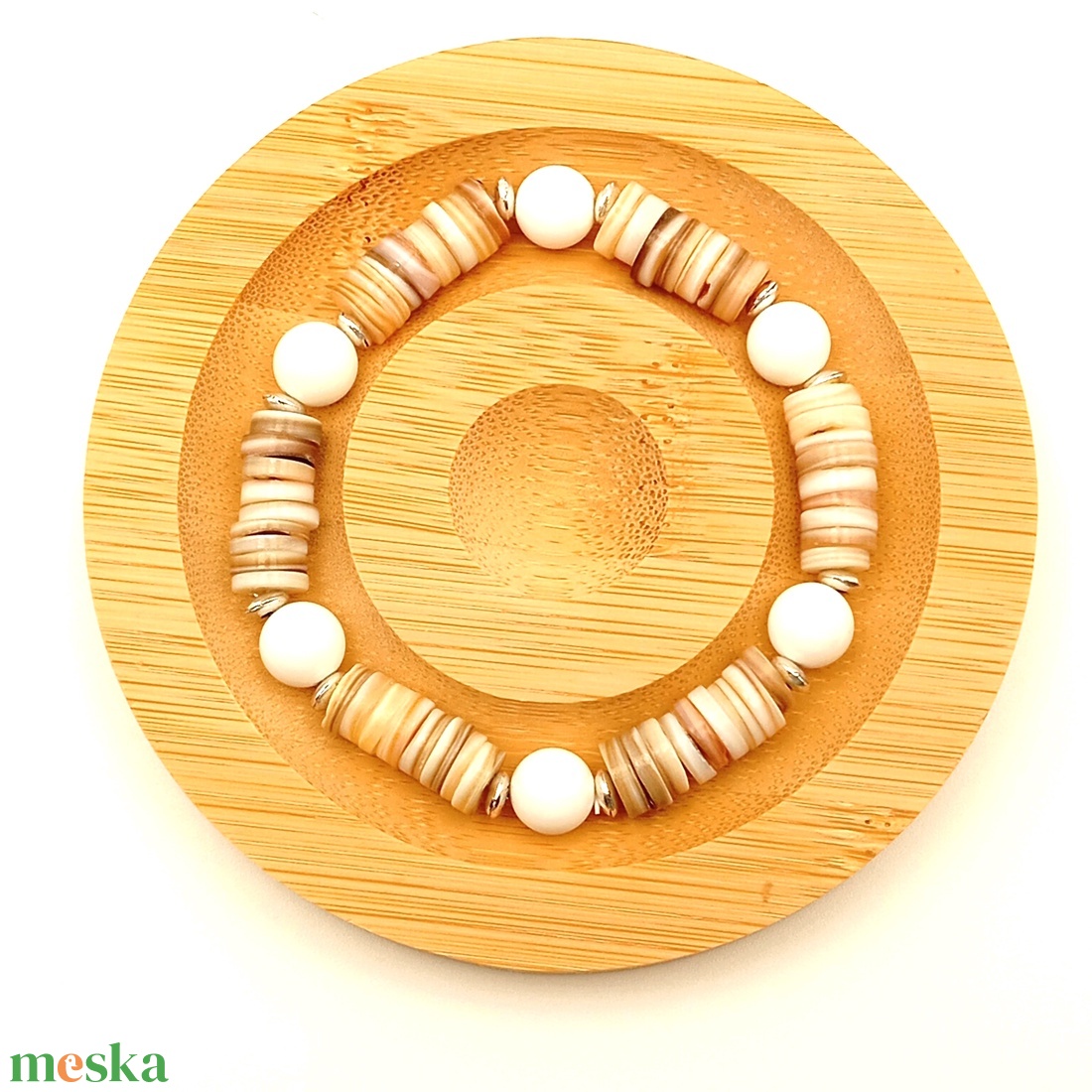 Kagylóhéj heishi karkötő - ékszer - karkötő - gyöngyös karkötő - Meska.hu