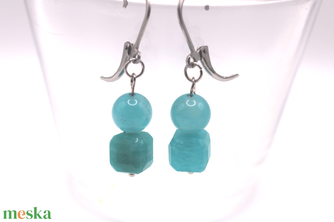 Amazonit fazettált kocka fülbevaló - ékszer - fülbevaló - lógó fülbevaló - Meska.hu