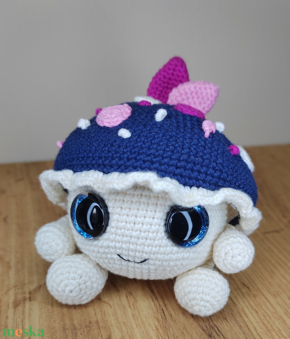 Amigurumi gomba, kék - otthon & életmód - babaszoba, gyerekszoba - babaszoba dekoráció - Meska.hu