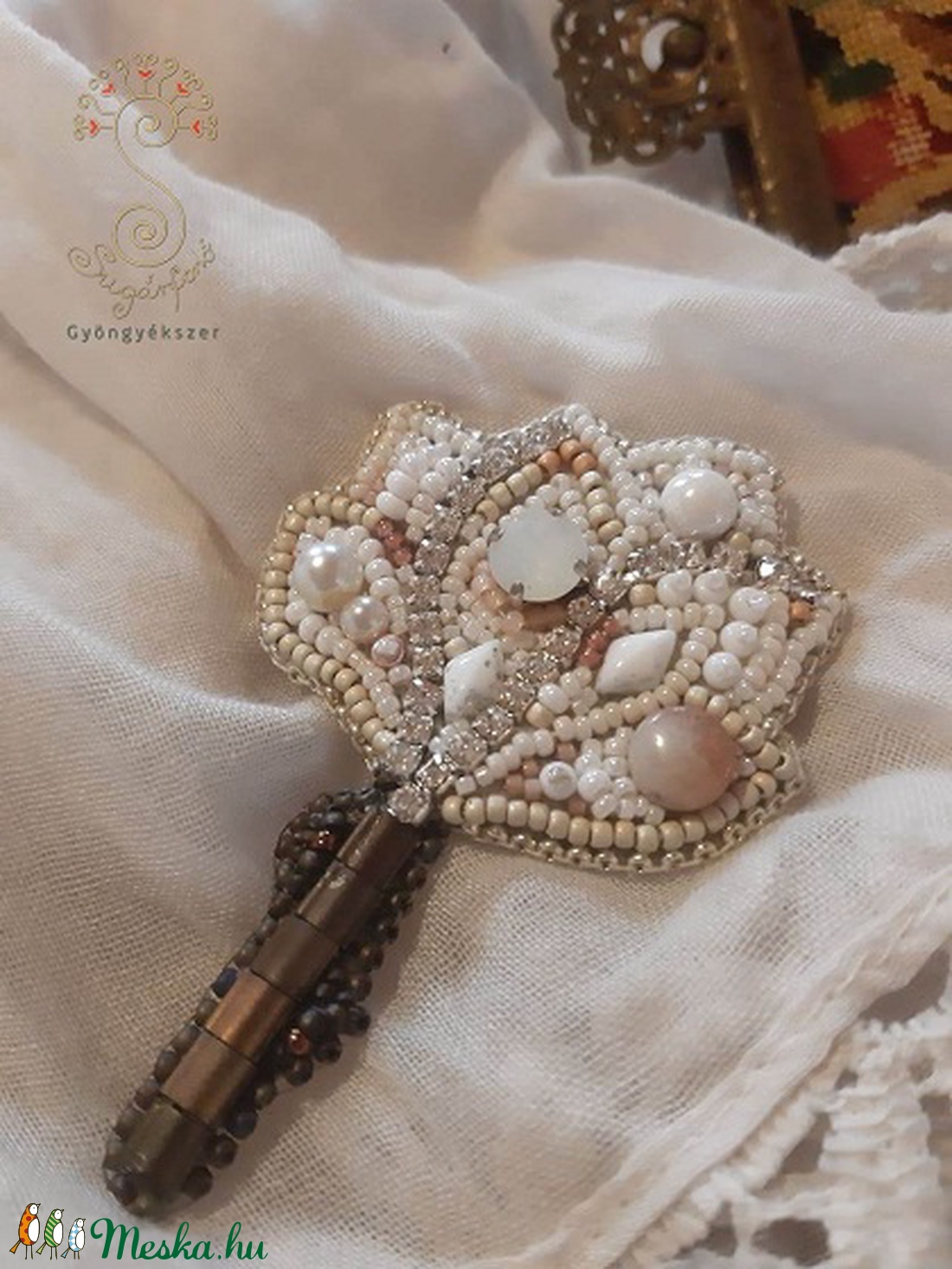 Gyöngyös virág kitűző - ékszer - kitűző és bross - kitűző - Meska.hu Gyöngyös virág kitűző - ékszer - kitűző és bross - kitűző - Meska.hu