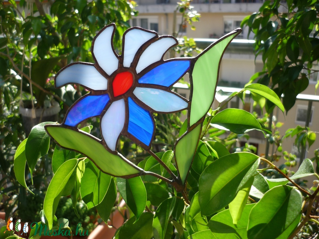 Gerbera szerű üveg-virág. (tiffany virág, ajándék, születésnapra, névnapra, dekoráció, lakberencezés) - - Meska.hu Gerbera szerű üveg-virág. (tiffany virág, ajándék, születésnapra, névnapra, dekoráció, lakberencezés) - - Meska.hu