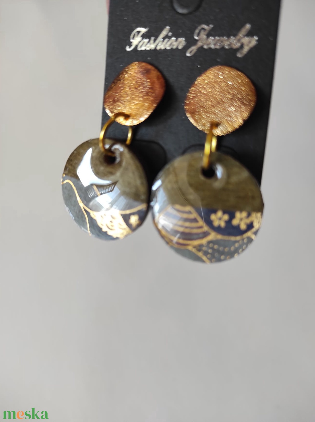 Elegáns uv gyantás lógó fülbevaló - ékszer - fülbevaló - lógó fülbevaló - Meska.hu Elegáns uv gyantás lógó fülbevaló - ékszer - fülbevaló - lógó fülbevaló - Meska.hu
