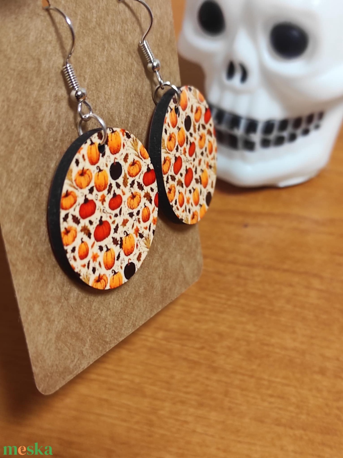 Vidám halloweeni fülbevaló - otthon & életmód - dekoráció - halloween - halloweeni ékszerek - Meska.hu Vidám halloweeni fülbevaló - otthon & életmód - dekoráció - halloween - halloweeni ékszerek - Meska.hu