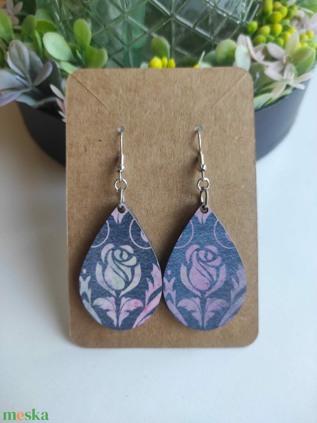 Rózsabimbós csepp fa fülbevaló - ékszer - fülbevaló - lógó csepp fülbevaló - Meska.hu