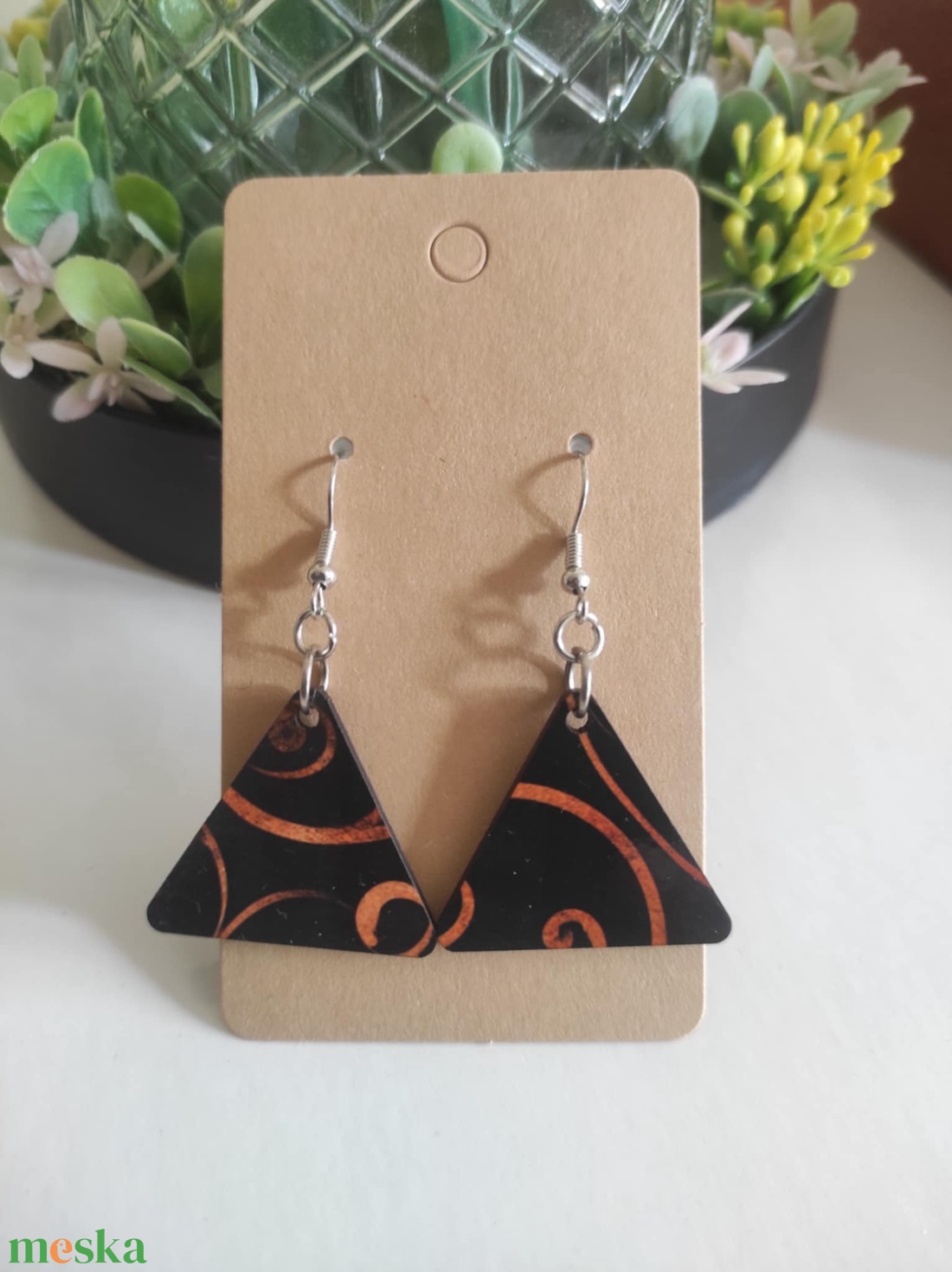 'Fekete csavar' fa fülbevaló - ékszer - fülbevaló - lógó fülbevaló - Meska.hu