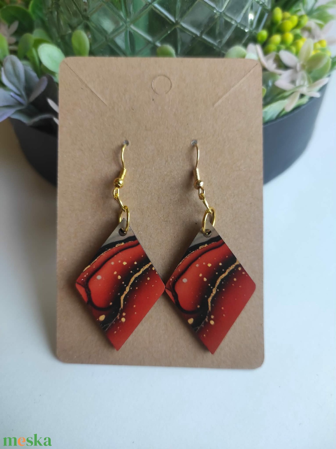 'Smaragd Napfény' rombusz fa fülbevaló - ékszer - fülbevaló - lógó fülbevaló - Meska.hu