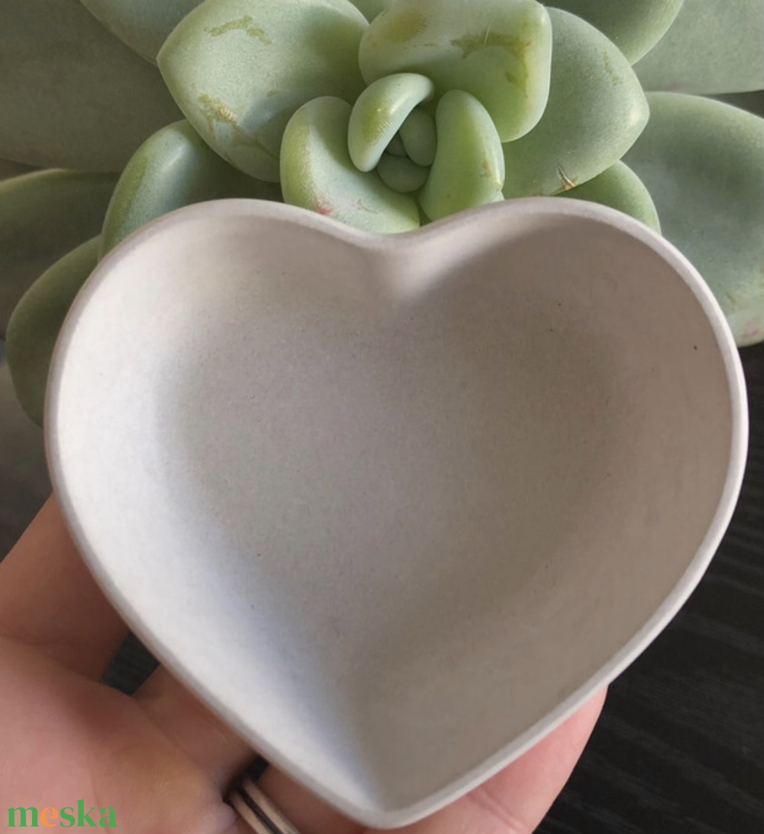 Kerámia-beton szivecske - otthon & életmód - dekoráció - dísztárgy - Meska.hu