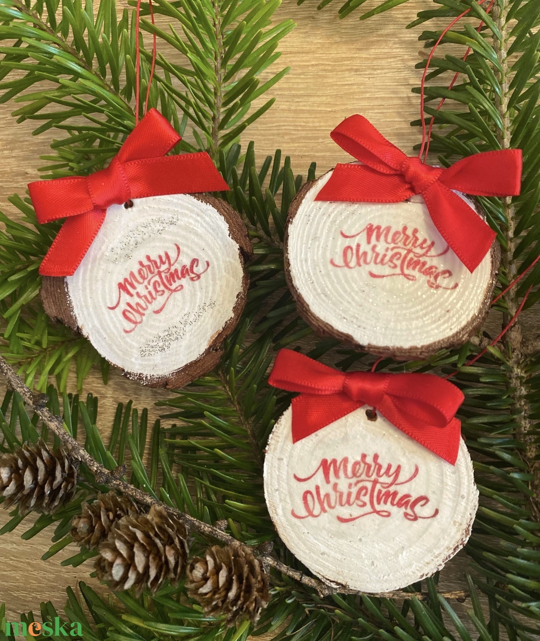 Merry christmas fakorong karácsonyfadíszek - karácsony - karácsonyi lakásdekoráció - karácsonyfadíszek - Meska.hu
