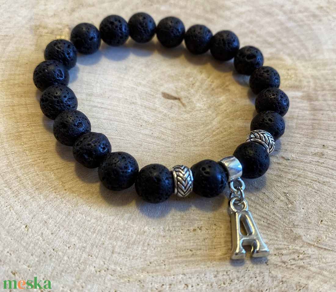 Személyre szabott 2 db fehér jáde/lávakő páros ásvány karkötő betűmedálokkal, díszekkel - ékszer - karkötő - ásványkarkötő - Meska.hu