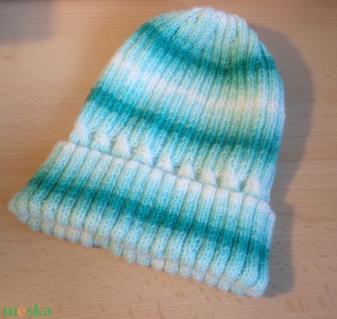 ZÖLD-FEHÉR BORDÁS SAPKA - UNISEX - ruha & divat - sál, sapka, kendő - sapka - Meska.hu ZÖLD-FEHÉR BORDÁS SAPKA - UNISEX - ruha & divat - sál, sapka, kendő - sapka - Meska.hu