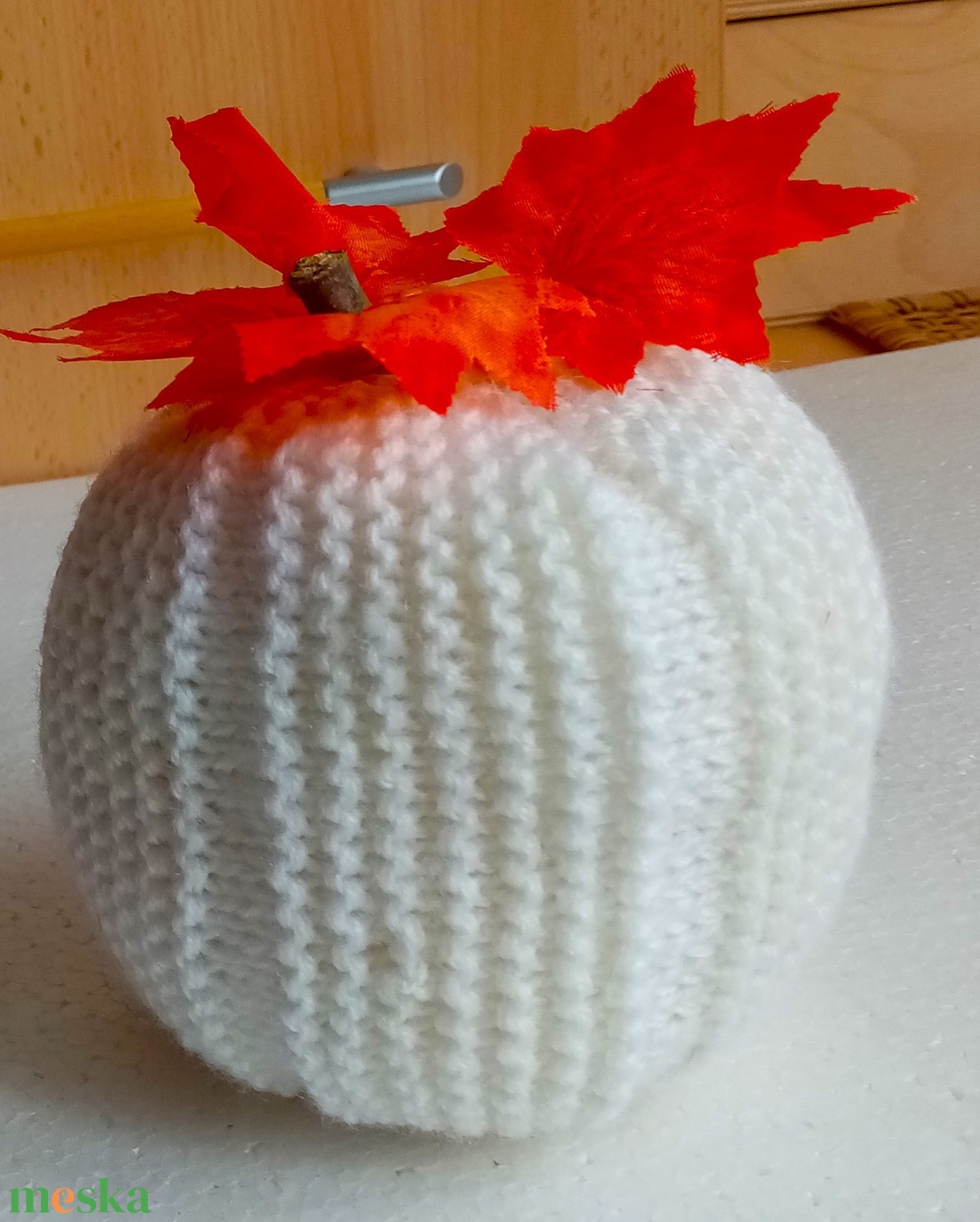 HALLOWEEN ASZTALI DEKORÁCIÓ - KÖTÖTT TÖKÖCSKE GARNITÚRA - otthon & életmód - dekoráció - halloween - halloweeni asztaldísz - Meska.hu